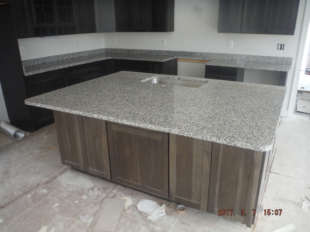 Kitchen - kitchen idea in Baltimore