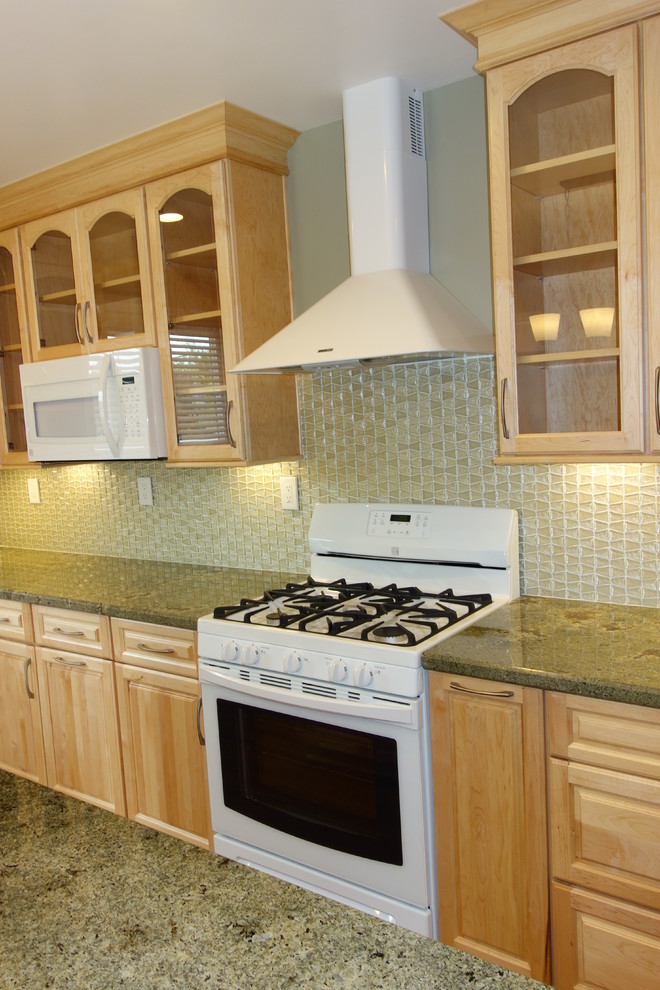 Inspiration for a transitional kitchen remodel in Orange County