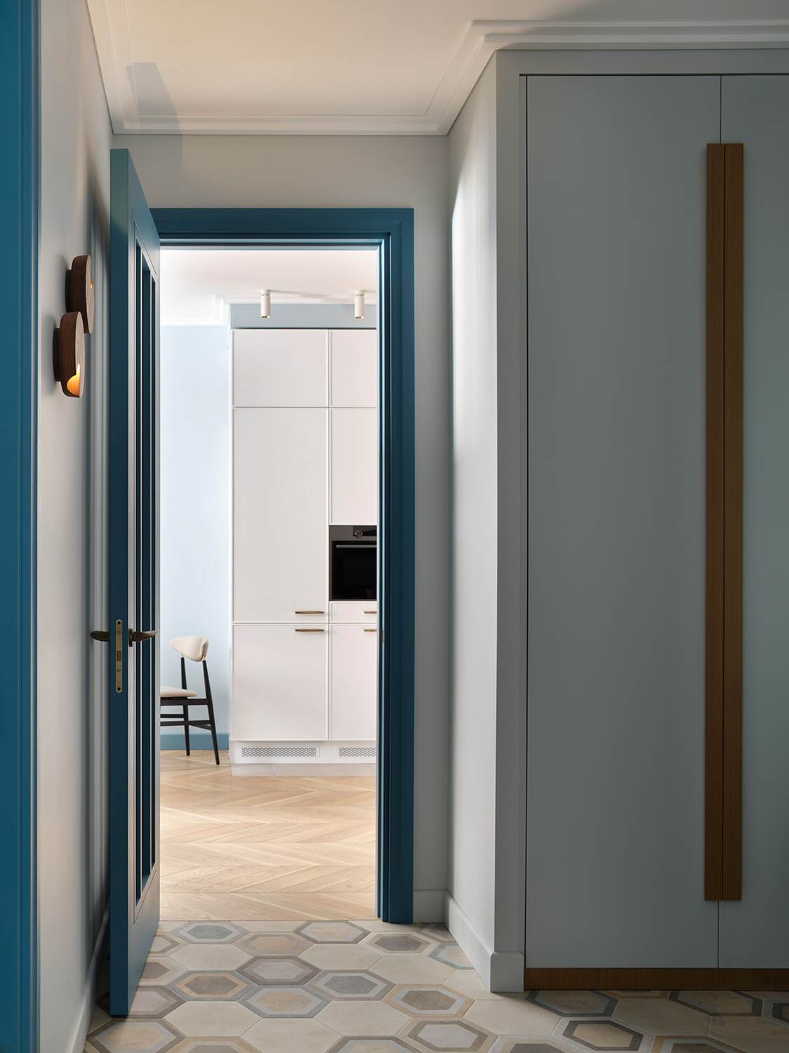 Небольшая квартира в оттенках синего