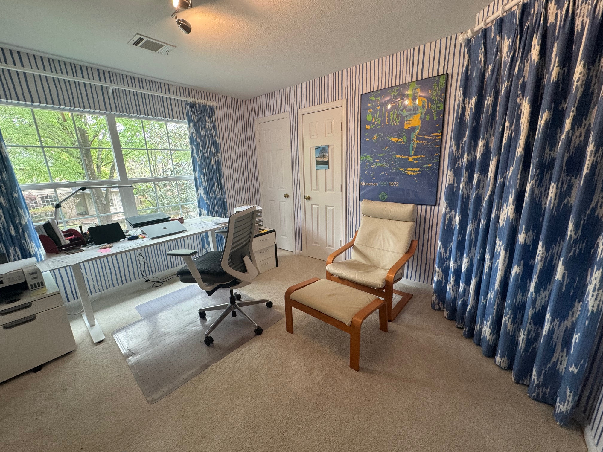 Contemporary Home Office