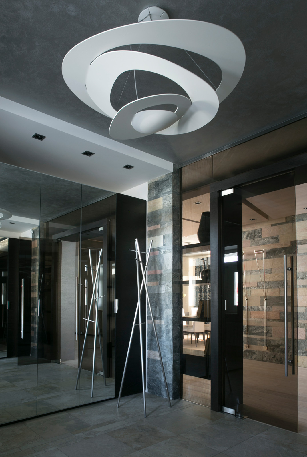 Интерьер загородного дома в поселке Гринфилд