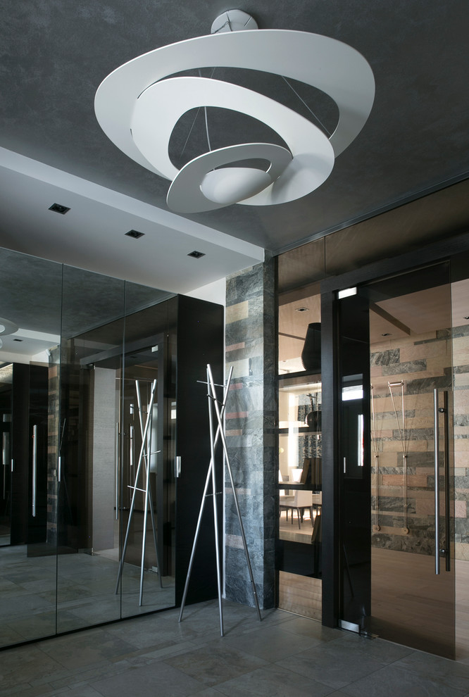 Интерьер загородного дома в поселке Гринфилд