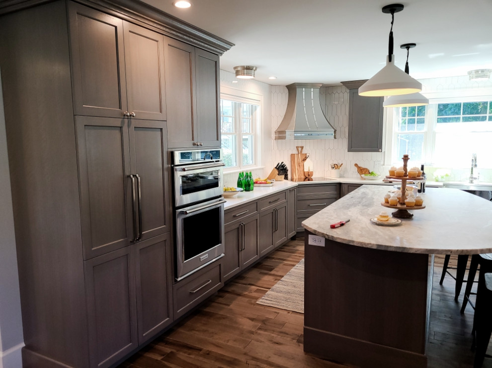 Kitchen - kitchen idea in Boston