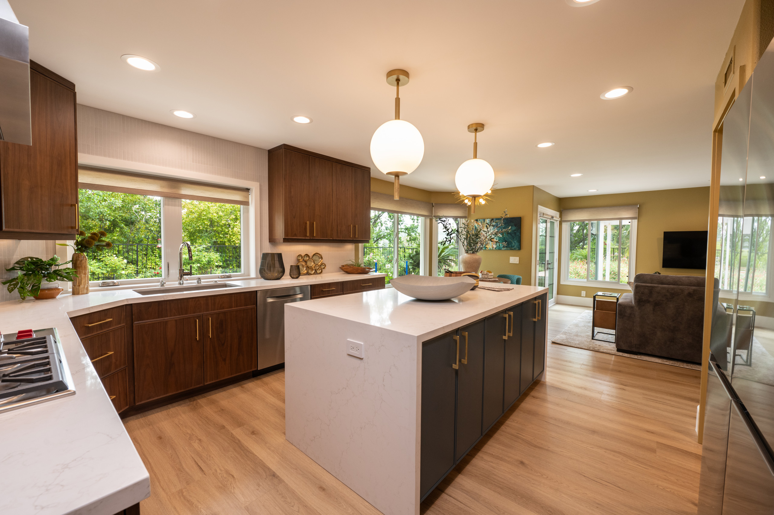 Contemporary Modern Kitchen Revamp