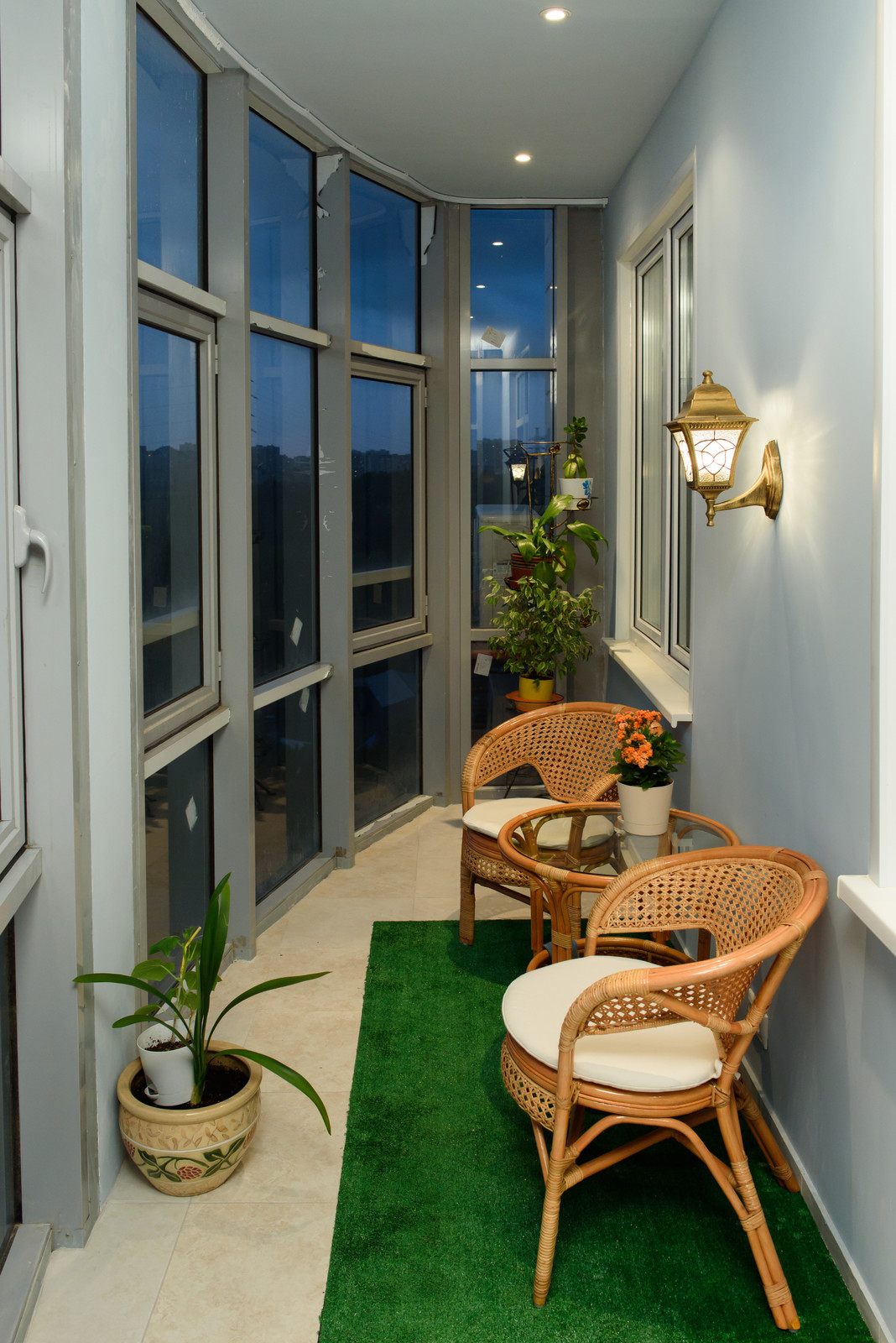 Городские цветы. Лоджия