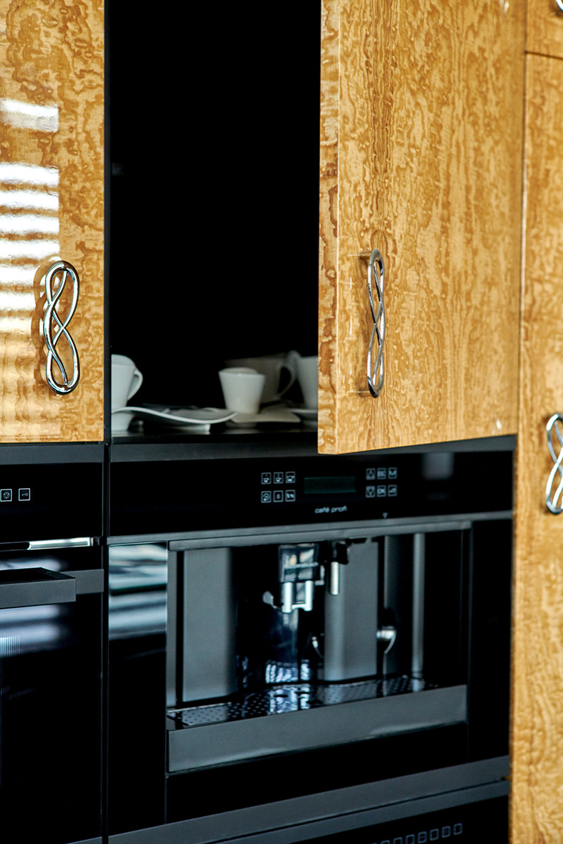 Эксклюзивная кухня 302