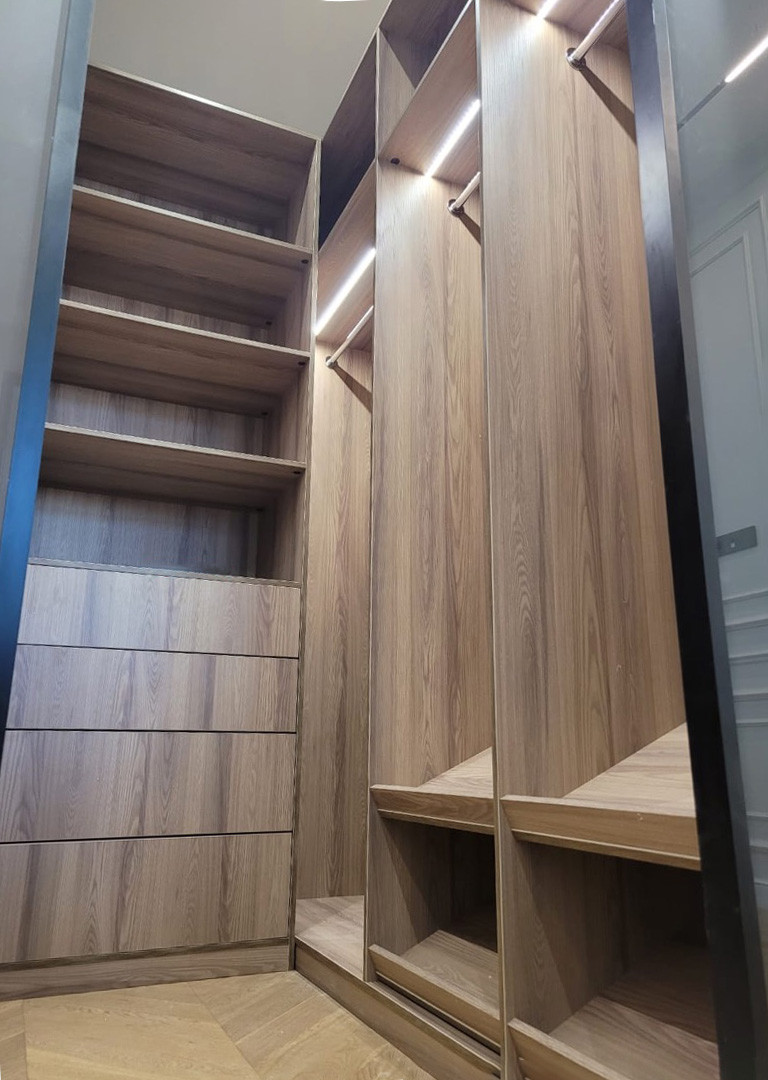 Гардеробные с подсветкой