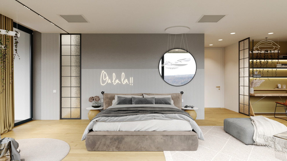 Стильный дизайн: большая хозяйская спальня в современном стиле с разноцветными стенами - последний тренд