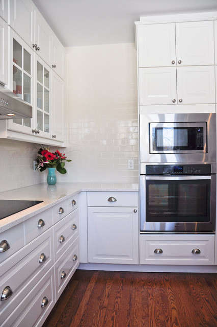 Ample Kitchen transitional-kitchen