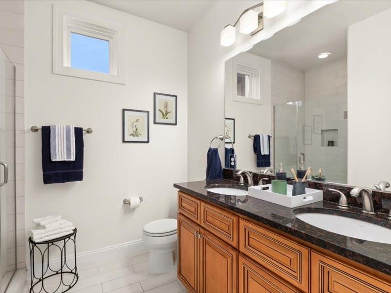 Condo Staging