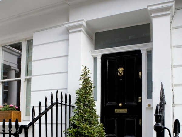 ДЕКОР НА ФАСАДАХ ДОМОВ