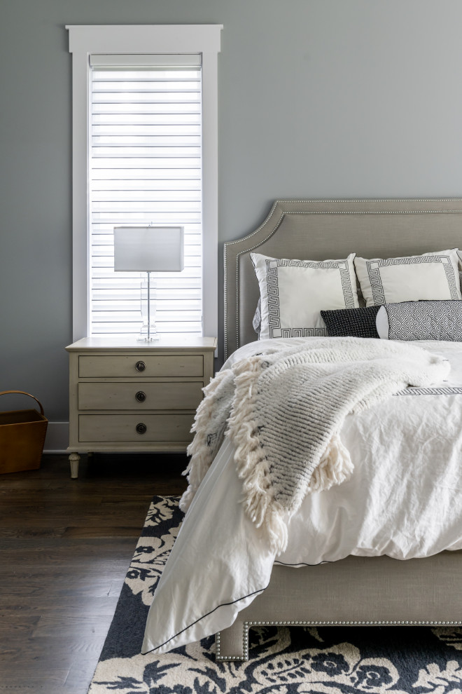 Bedroom - transitional bedroom idea