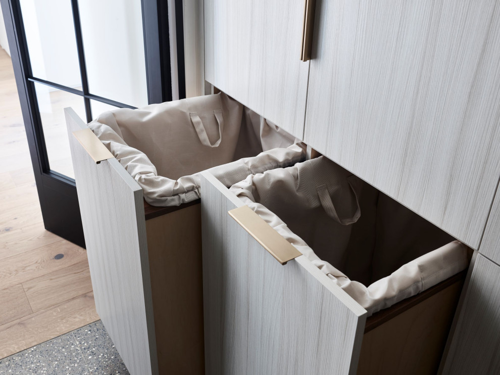 Inspiration for a contemporary home design remodel in Boston