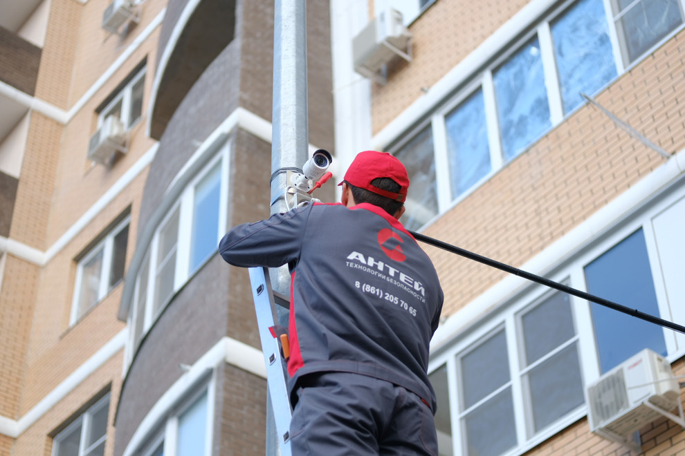 Видеонаблюдение и домофоны в центре Краснодара