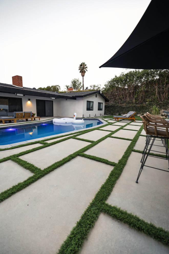 West Hills Remodel - Parthenia St