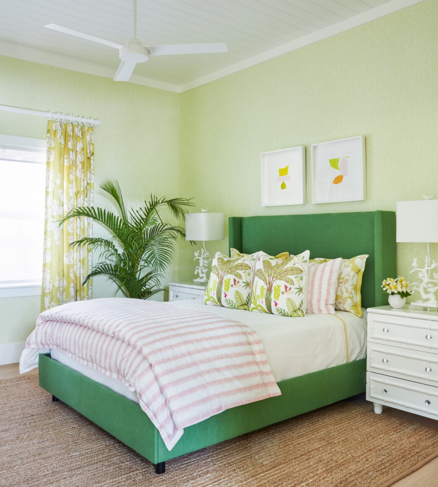 На фото: спальня в морском стиле с зелеными стенами, потолком из вагонки и обоями на стенах