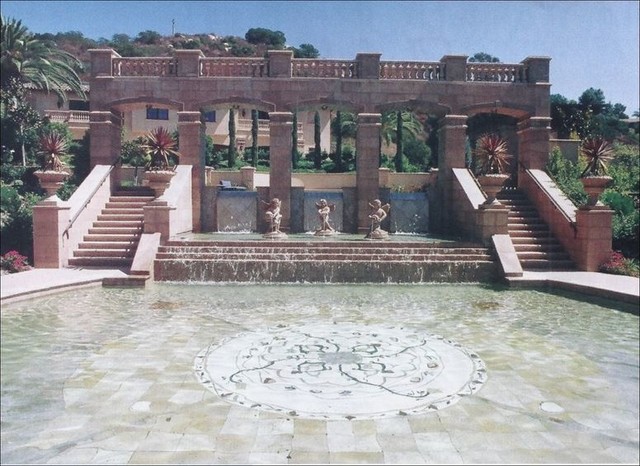 Classical Pool mediterraneo-piscina