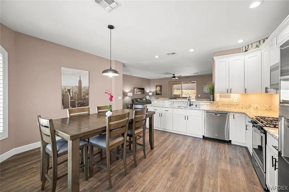 Desert Vista Dr. Custom New Home.