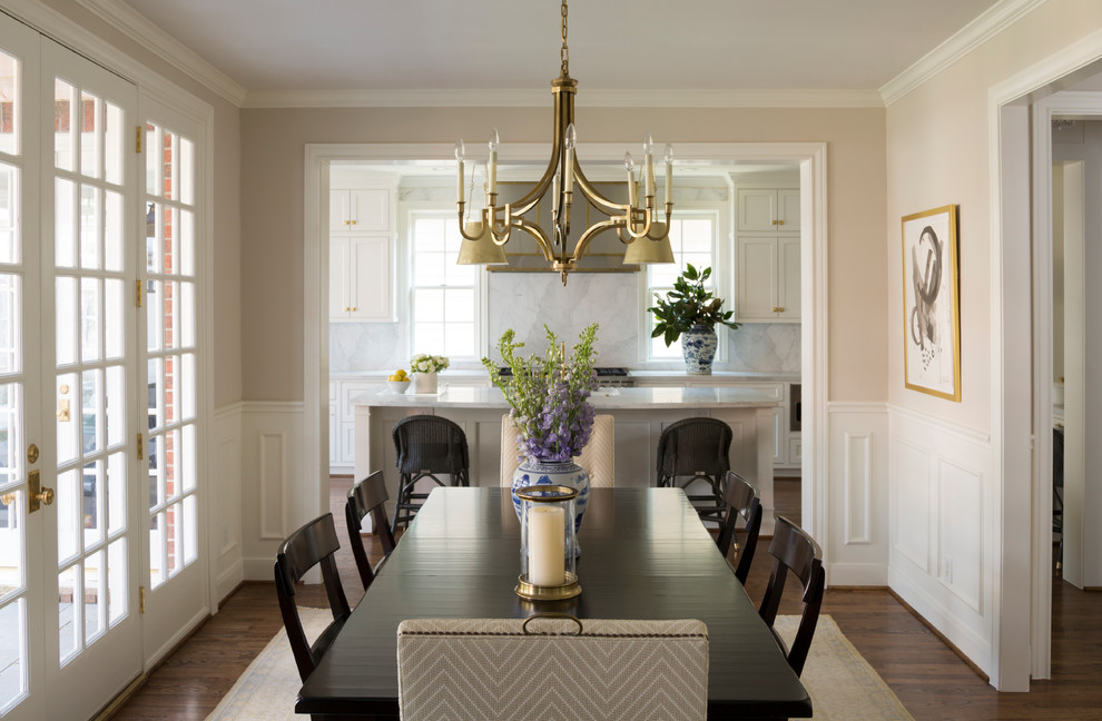 Inspiration for a transitional dining room in Houston.