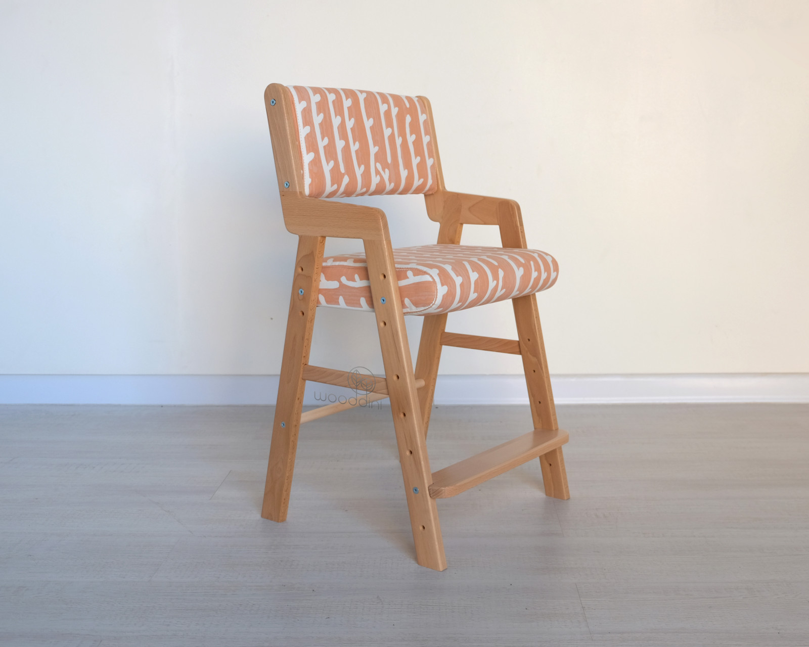 Детские стульчики