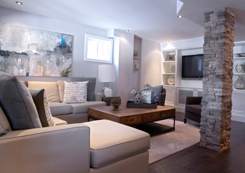 Home design - transitional home design idea in Toronto