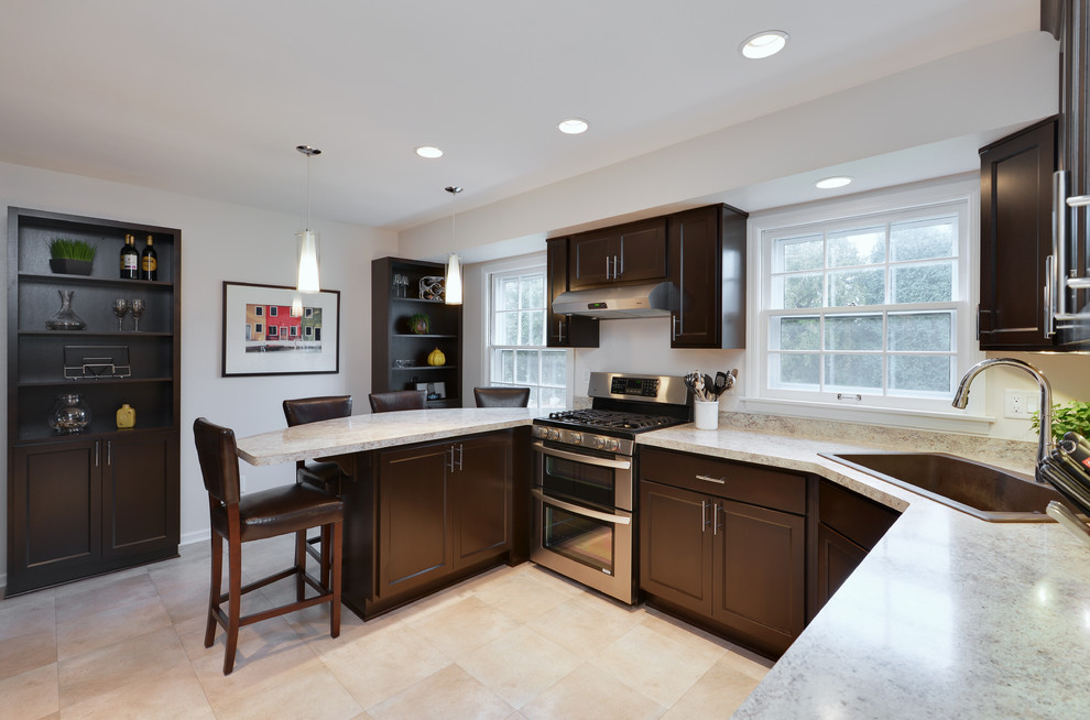 Design ideas for a contemporary kitchen in Milwaukee.