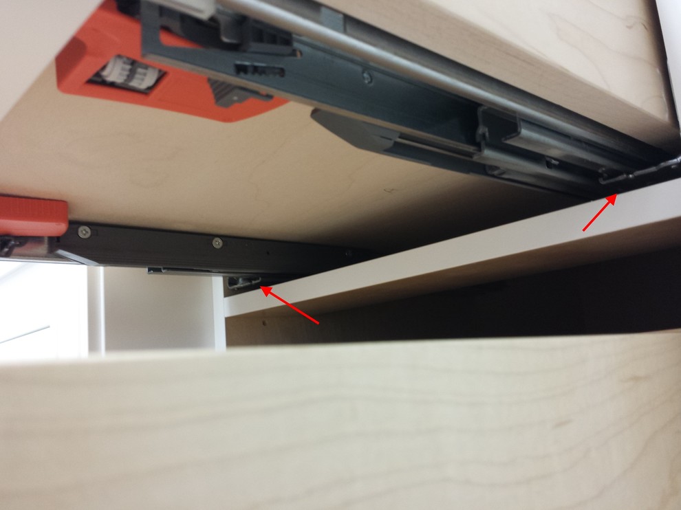 Allowance for bottommount drawer slides inconsistent gaps