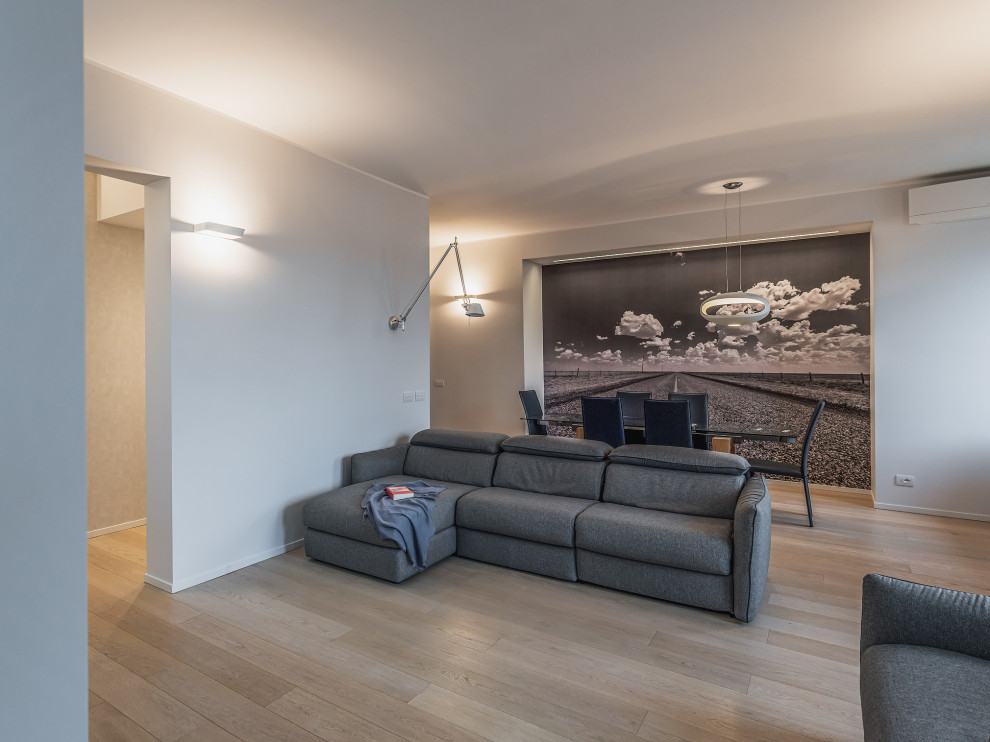 Milano, via Luigi Anello