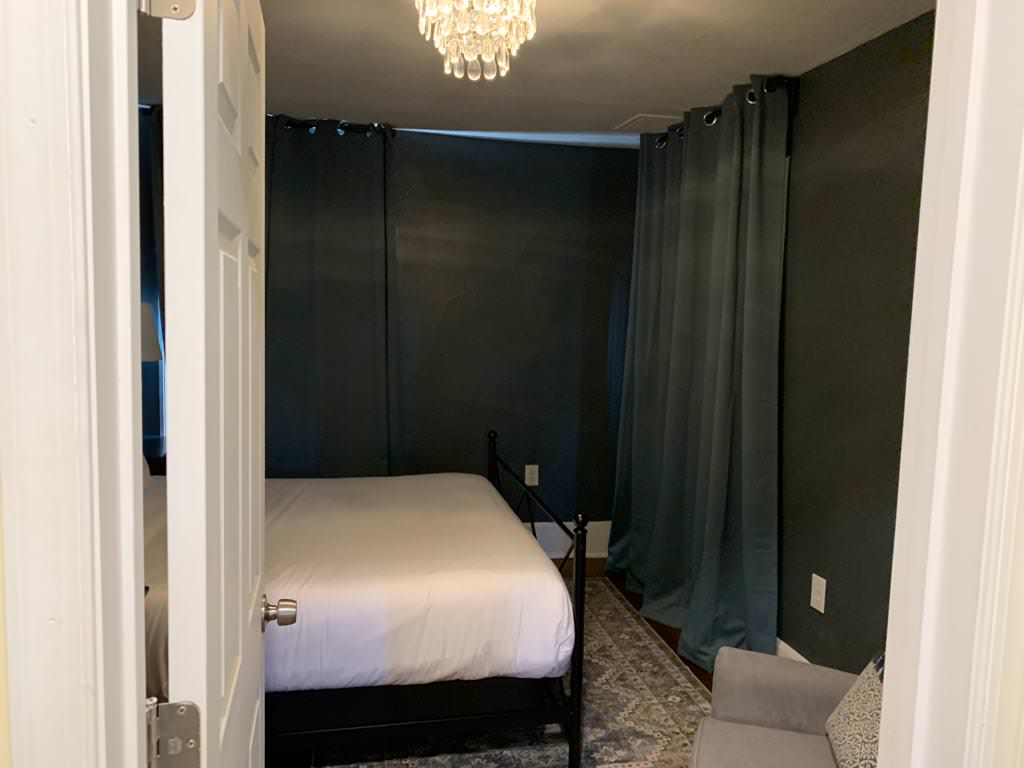 B&B Hawksbill Luray