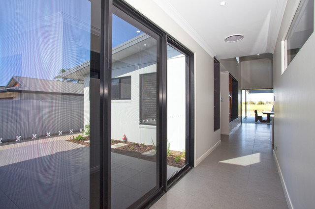 Angular Abode modern-hall