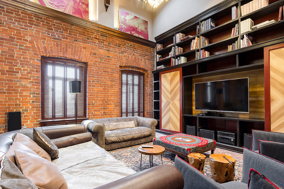 "Нехорошая квартира"