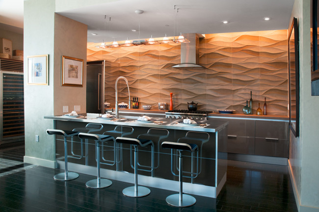 Example of a transitional kitchen design in Orange County