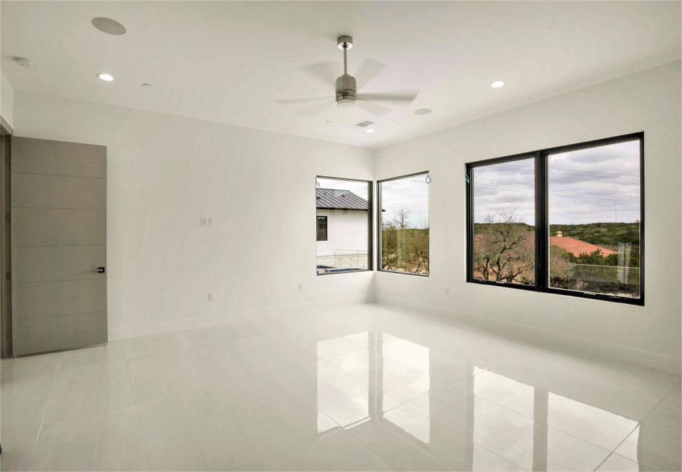 Westlake Modern