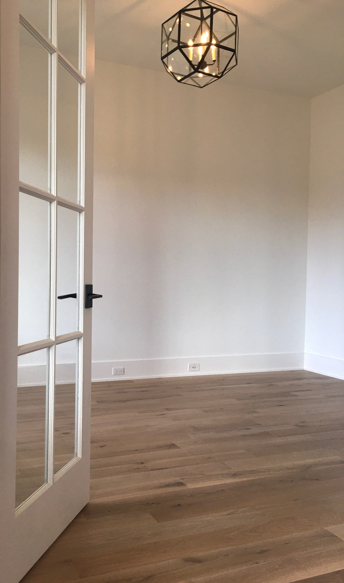 White Oak warmth in New Build