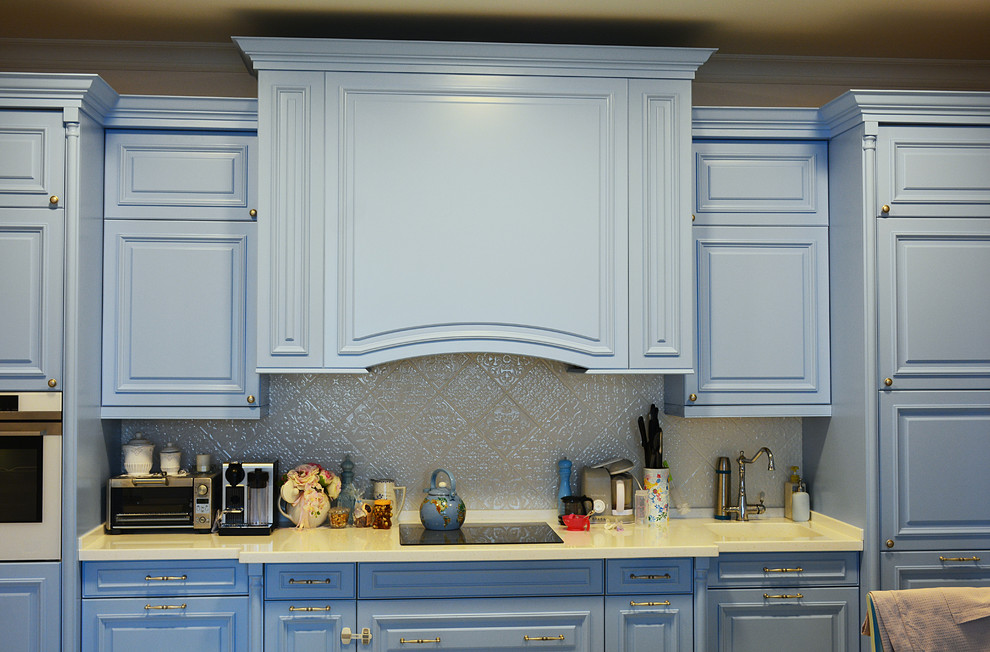 Кухня в квартире. Москва. Алые паруса.