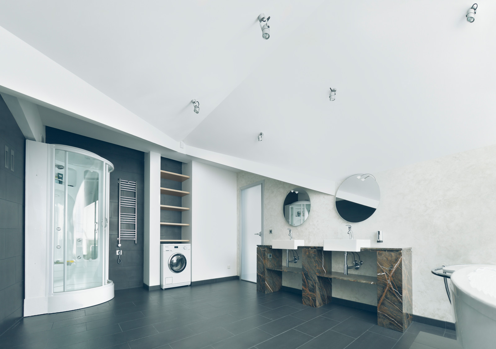 Ванная комната на мансарде