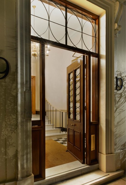Hyde Park Gardens transitional-entry