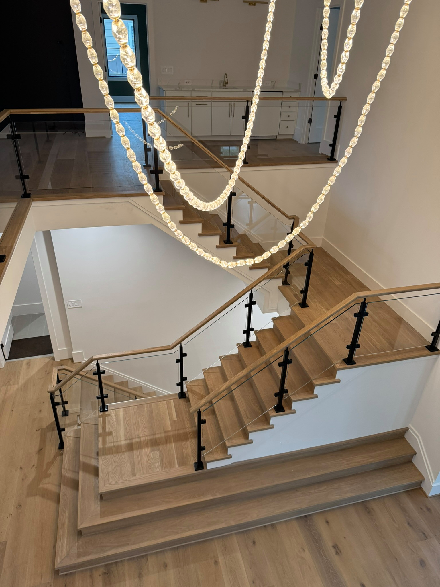134_Modern White Oak Stair with Glass Balustrade, Vienna, VA 22180