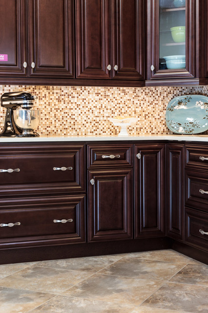 Palm Beach Dark Chocolate Kitchen Cabinets - Traditional ...