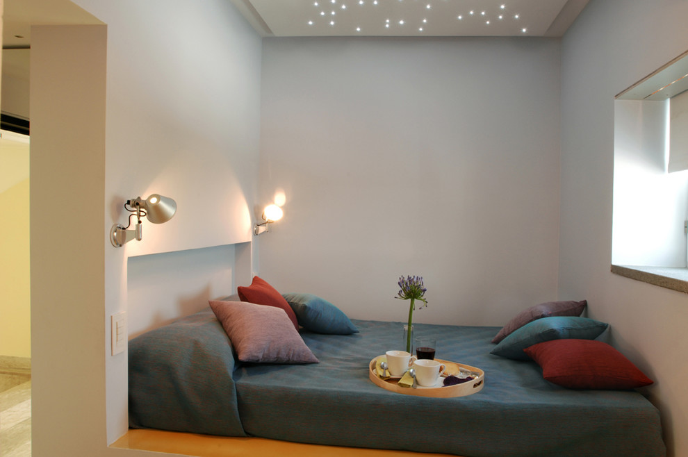 Ispirazione per una camera da letto mediterranea