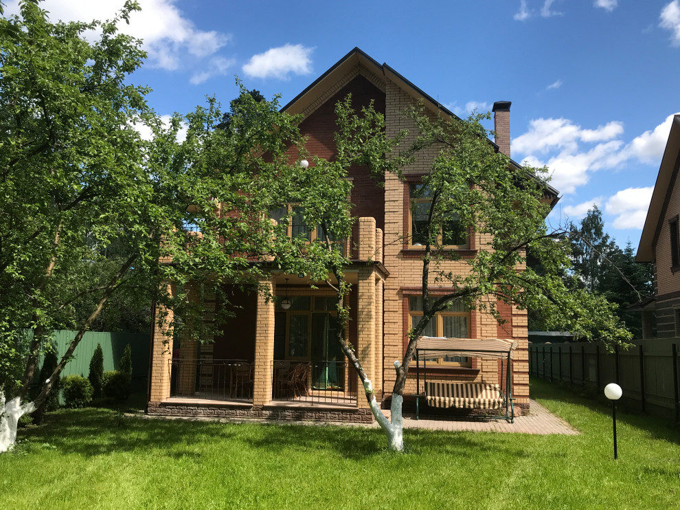 Серова - 2. Площадь 180м2