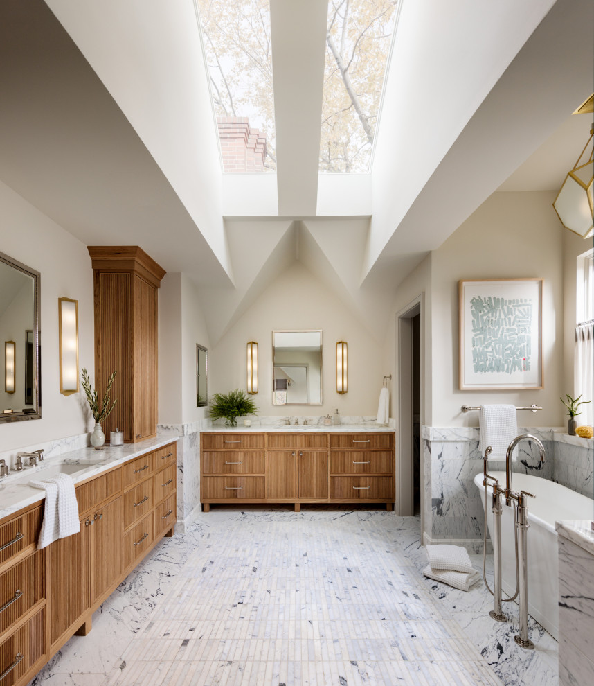 Bathroom - transitional bathroom idea