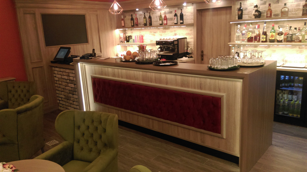 Home bar - home bar idea in Ottawa
