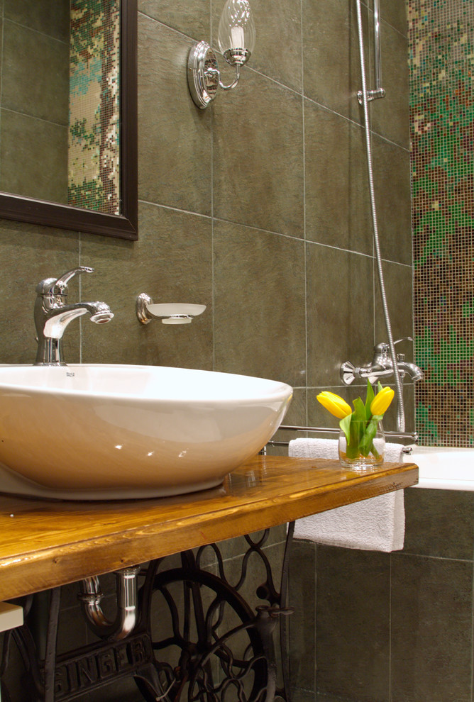 Восьмое марта.