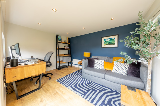 Cedar Garden Office modern-shed