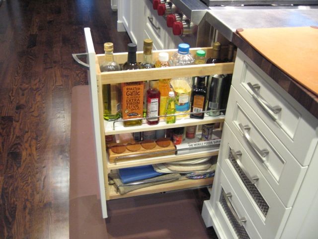 Inspiration for a transitional kitchen remodel in New York