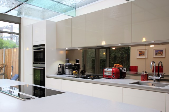 Why You Should Include A Mirror In Your Kitchen And How To