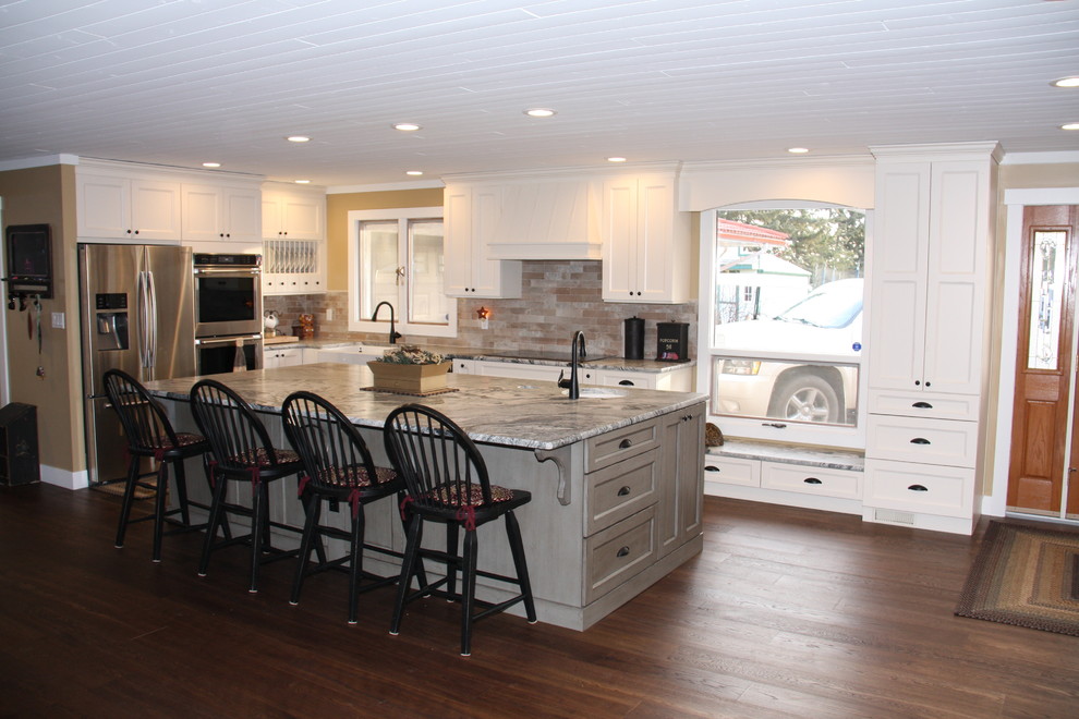 Country Kitchen - Farmhouse - Kitchen - Edmonton - by AG ...