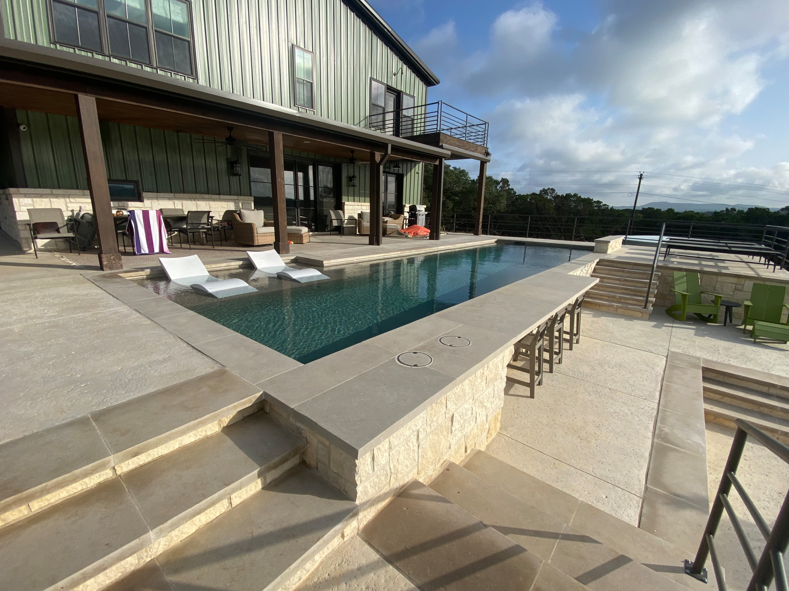 Bandera Texas Modern in Rustic Setting