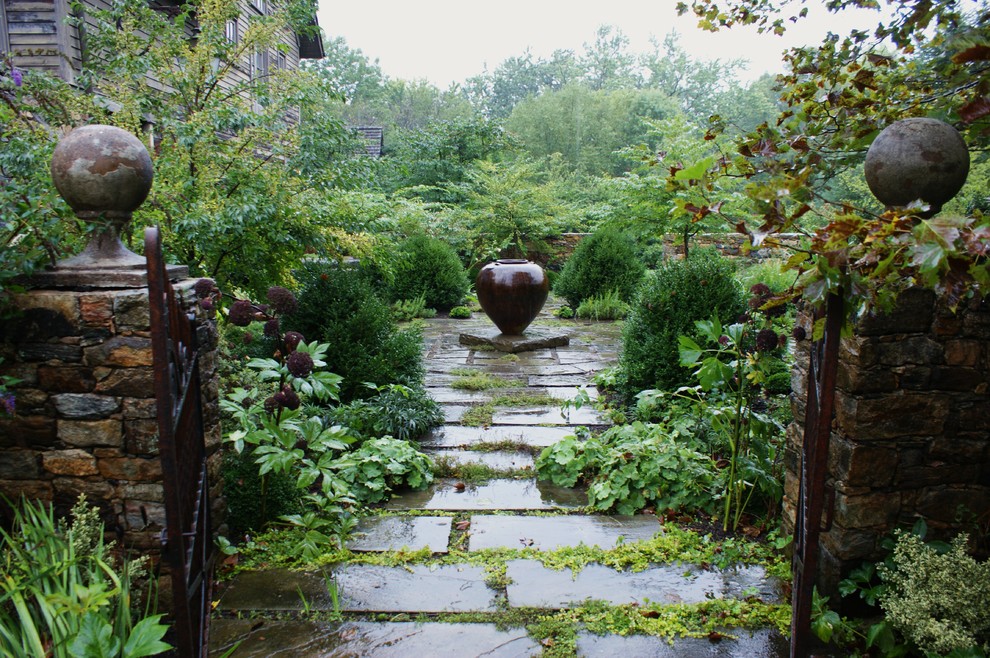 This is an example of a traditional shaded garden in Philadelphia.